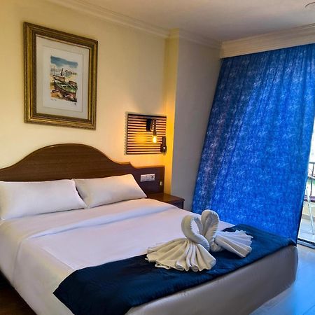 Hotel Portofino By Insidehome 엠푸리아브라바 외부 사진