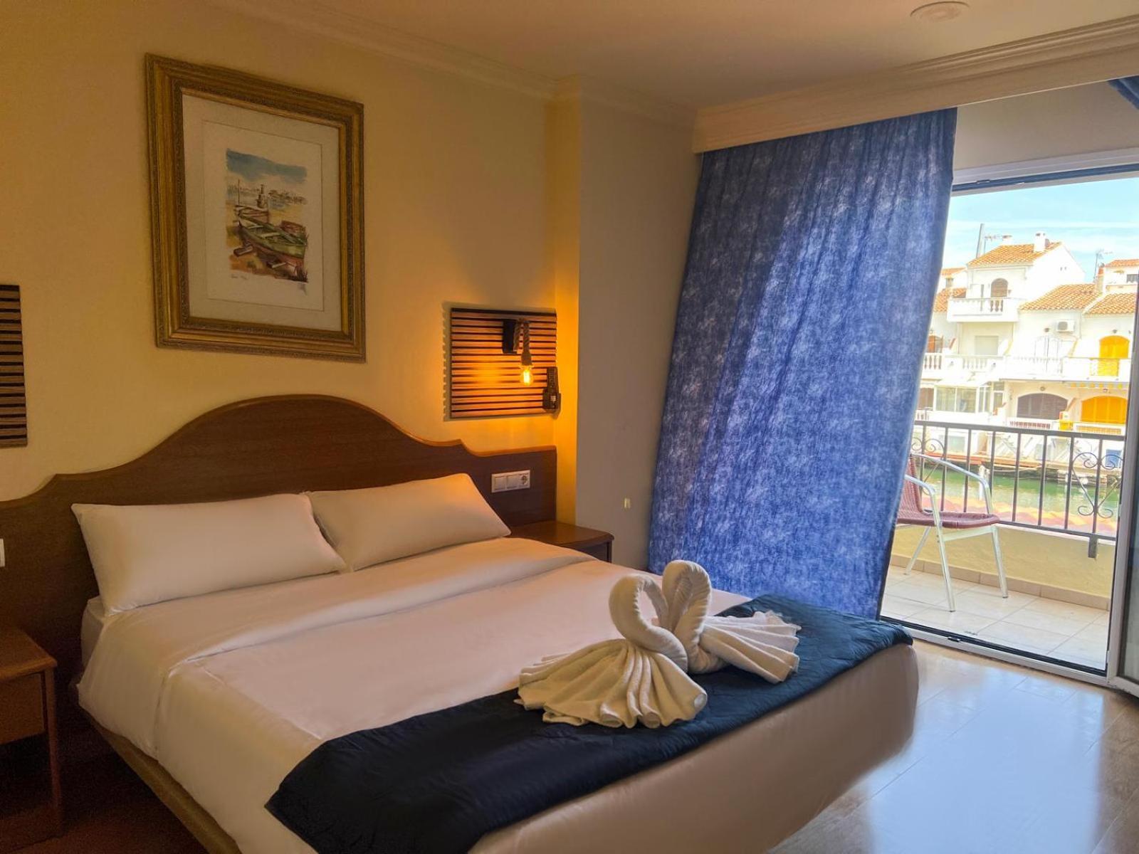 Hotel Portofino By Insidehome 엠푸리아브라바 외부 사진