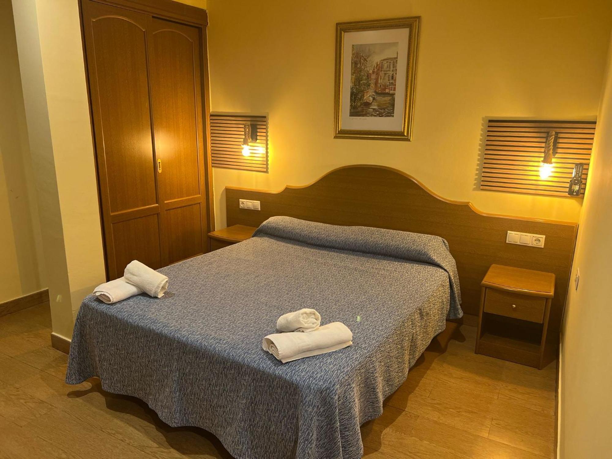 Hotel Portofino By Insidehome 엠푸리아브라바 외부 사진